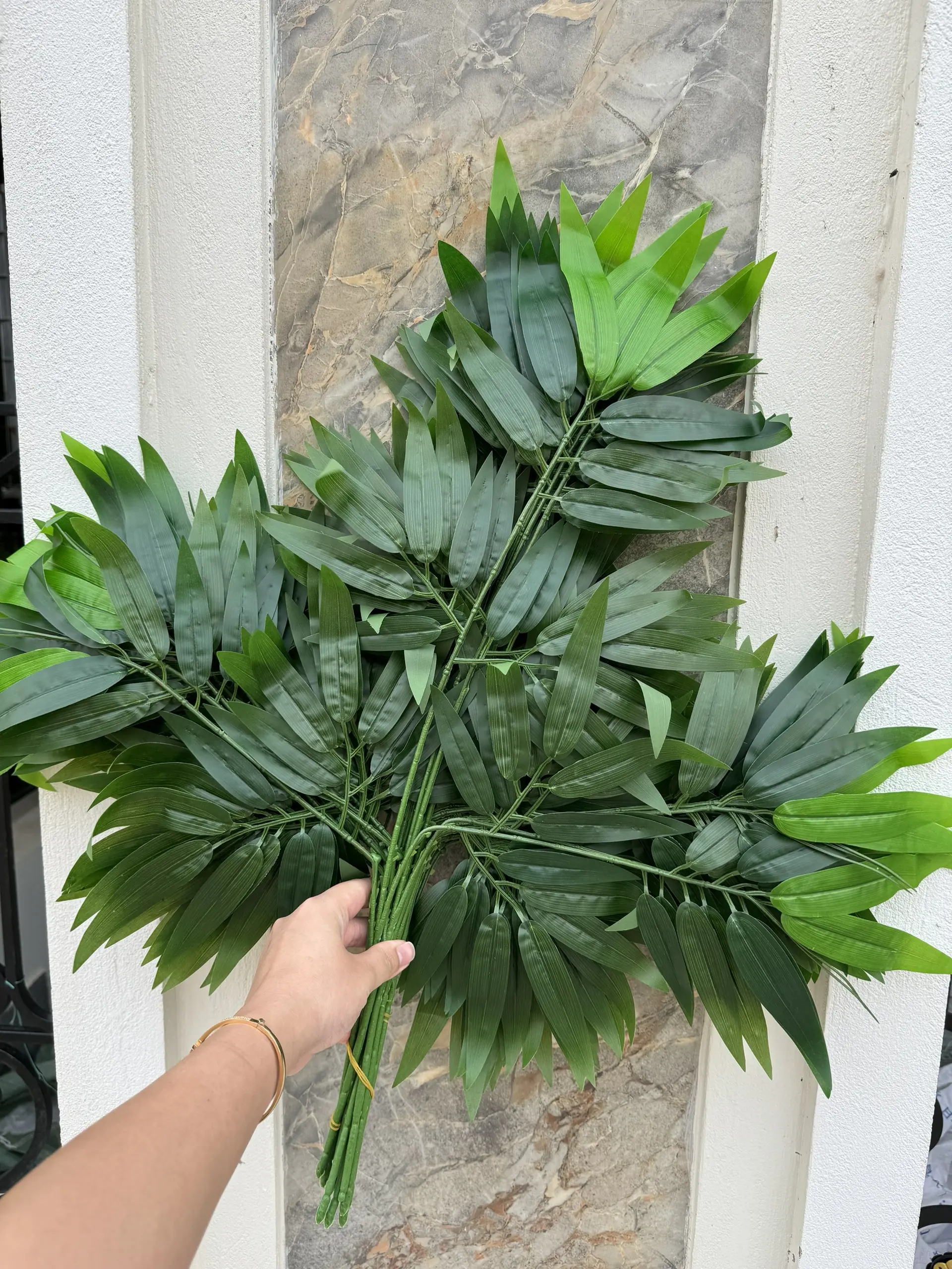 Điểm Bó Lá Tre To Và Nhỏ